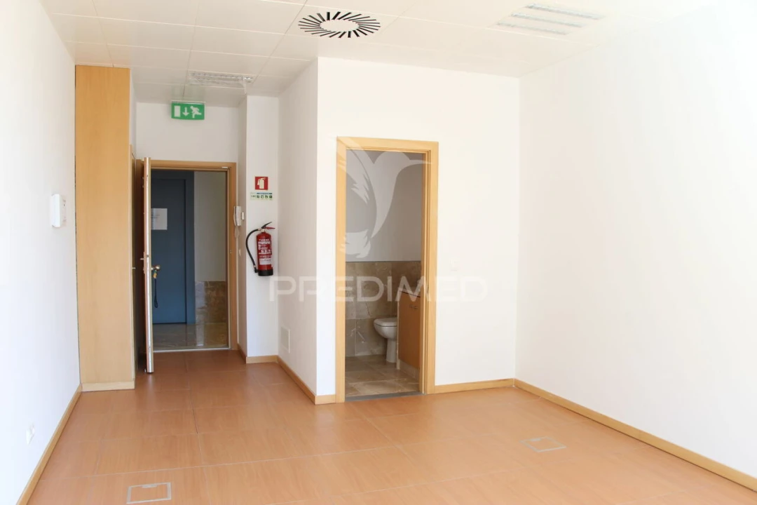 Escritório para Venda em Parque das Nações Foto 4