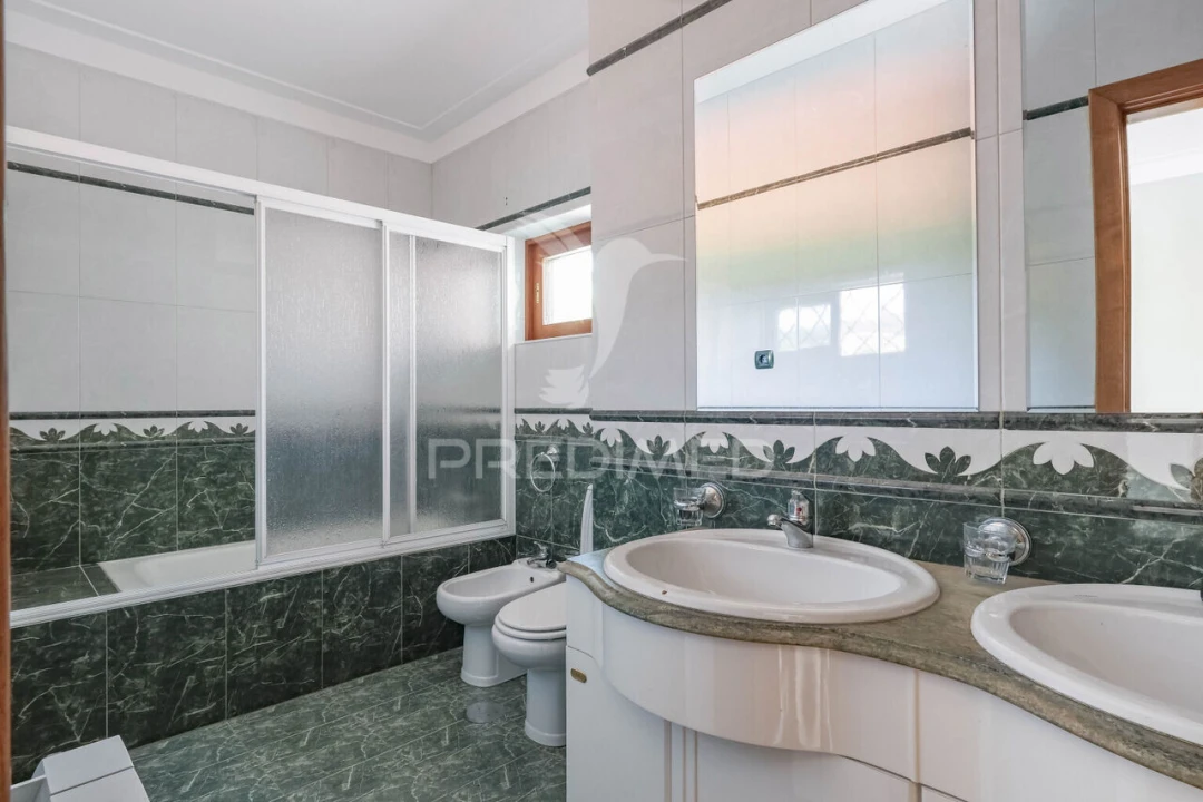 Quinta T4 para Venda em Penafiel Foto 21