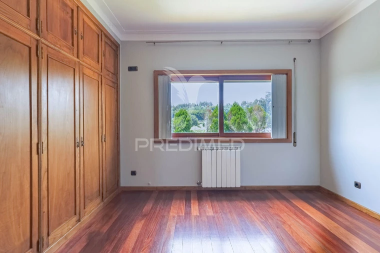 Quinta T4 para Venda em Penafiel Foto 14