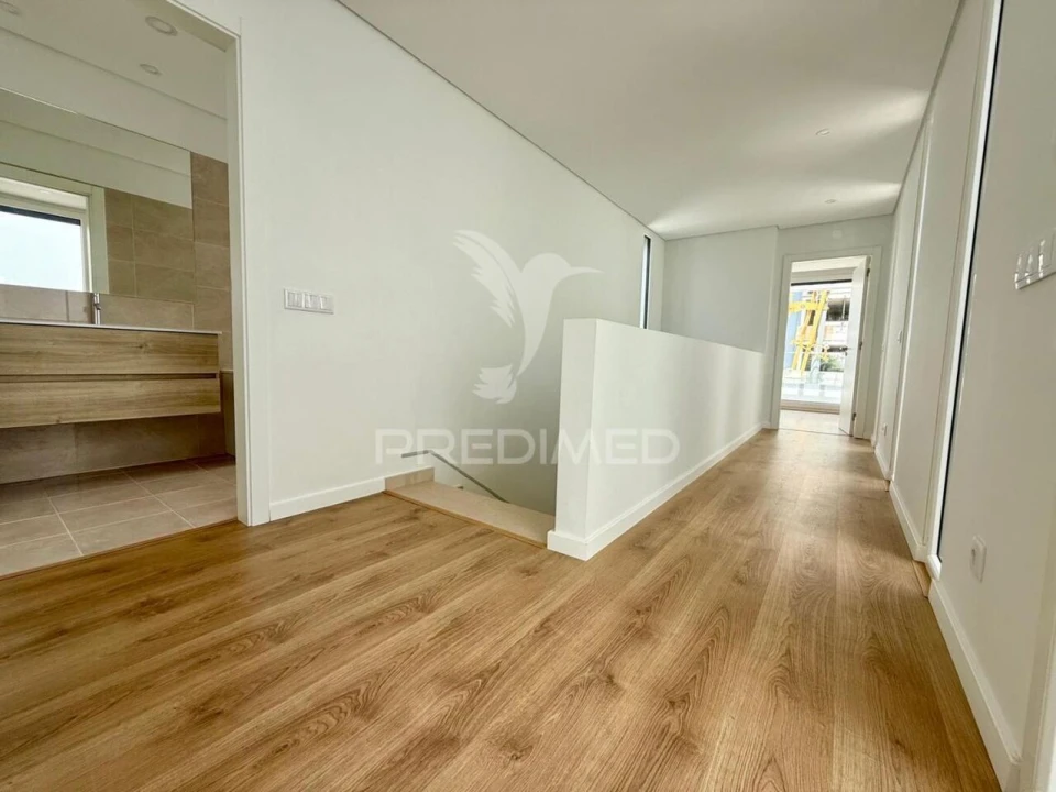 Moradia T3 para Venda em Gambia-Pontes-Alto da Guerra Foto 22