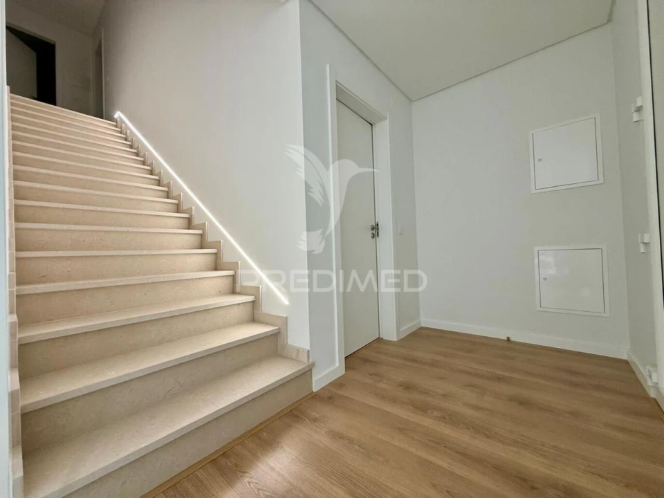 Moradia T3 para Venda em Gambia-Pontes-Alto da Guerra Foto 10