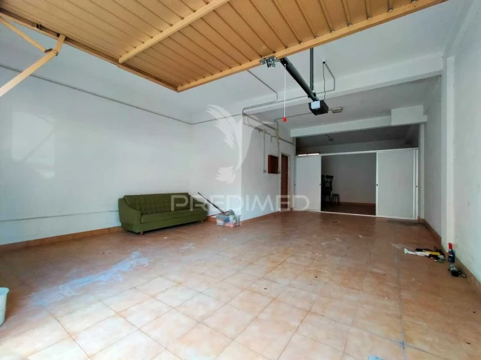 Garagem para Arrendamento em Odivelas Foto 5