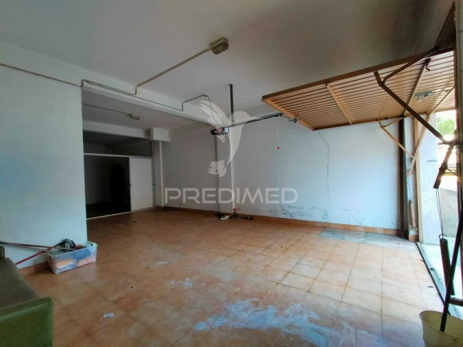 Garagem para Arrendamento em Odivelas Foto 11