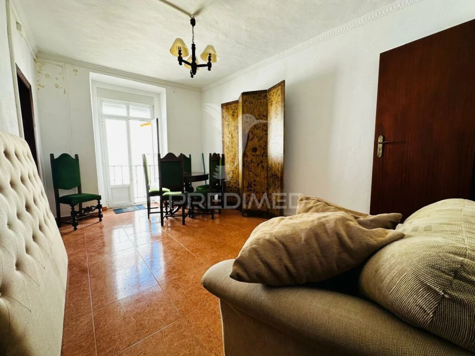 Moradia T2 para Venda em Assunção, Ajuda, Salvador e Santo Ildefonso Foto 8