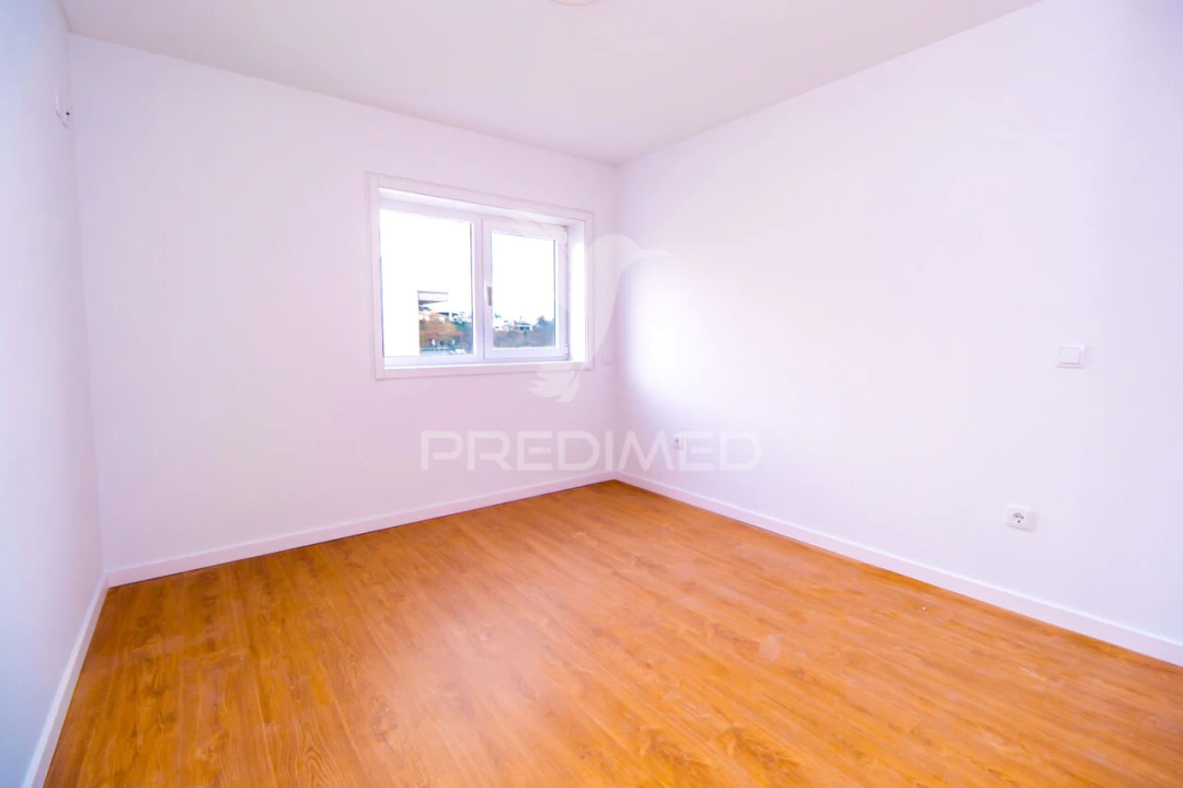 Apartamento T3 para Venda em Vila Verde e Barbudo Foto 20