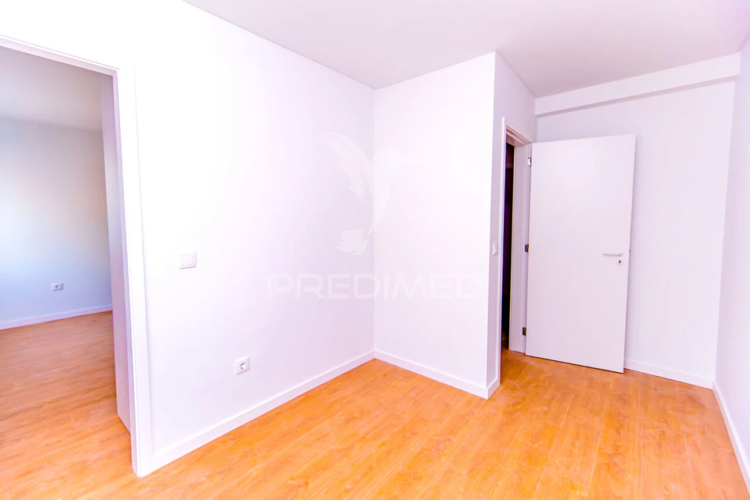 Apartamento T3 para Venda em Vila Verde e Barbudo Foto 37