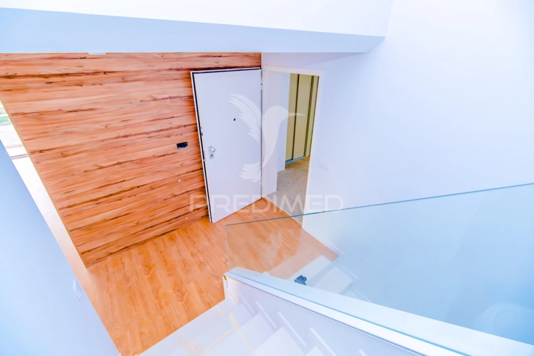 Apartamento T3 para Venda em Vila Verde e Barbudo Foto 4