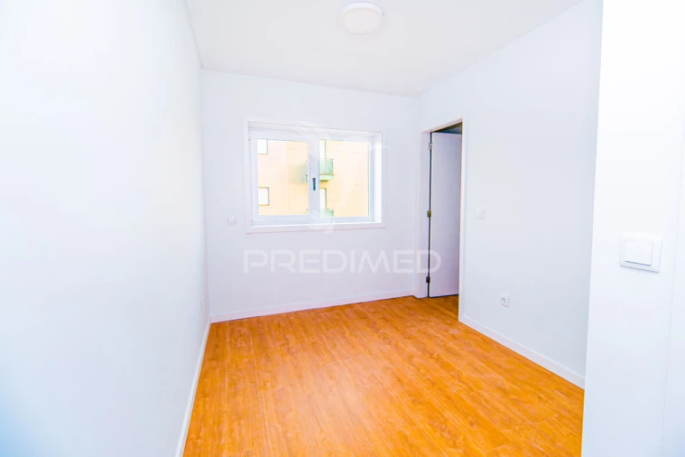 Apartamento T3 para Venda em Vila Verde e Barbudo Foto 11