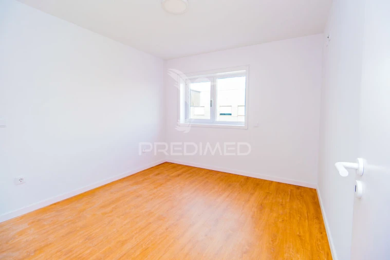 Apartamento T3 para Venda em Vila Verde e Barbudo Foto 19