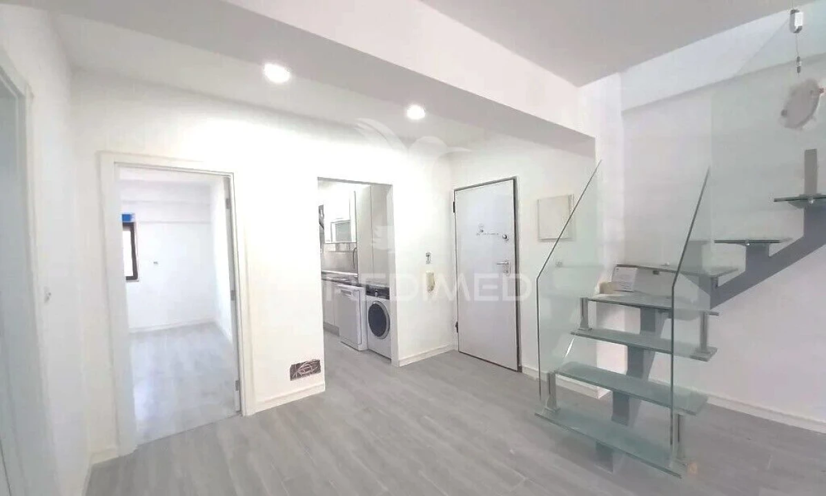 Apartamento T4 para Venda em Costa da Caparica Foto 13