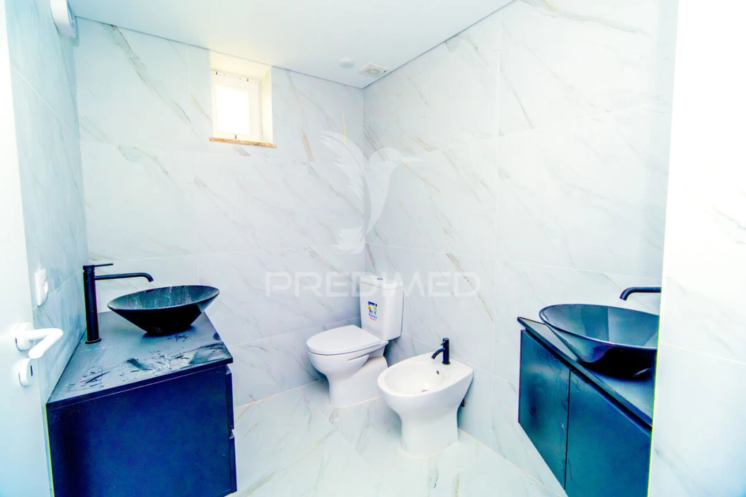 Apartamento T3 para Venda em Vila Verde e Barbudo Foto 28