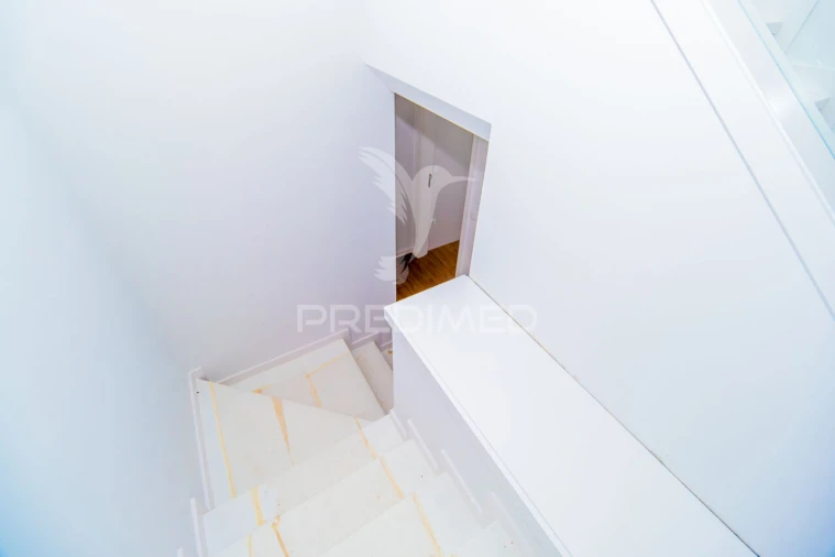 Apartamento T3 para Venda em Vila Verde e Barbudo Foto 34