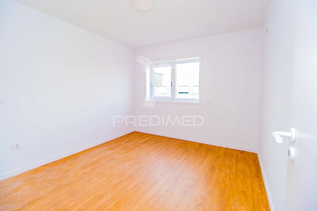 Apartamento T3 para Venda em Vila Verde e Barbudo Foto 20