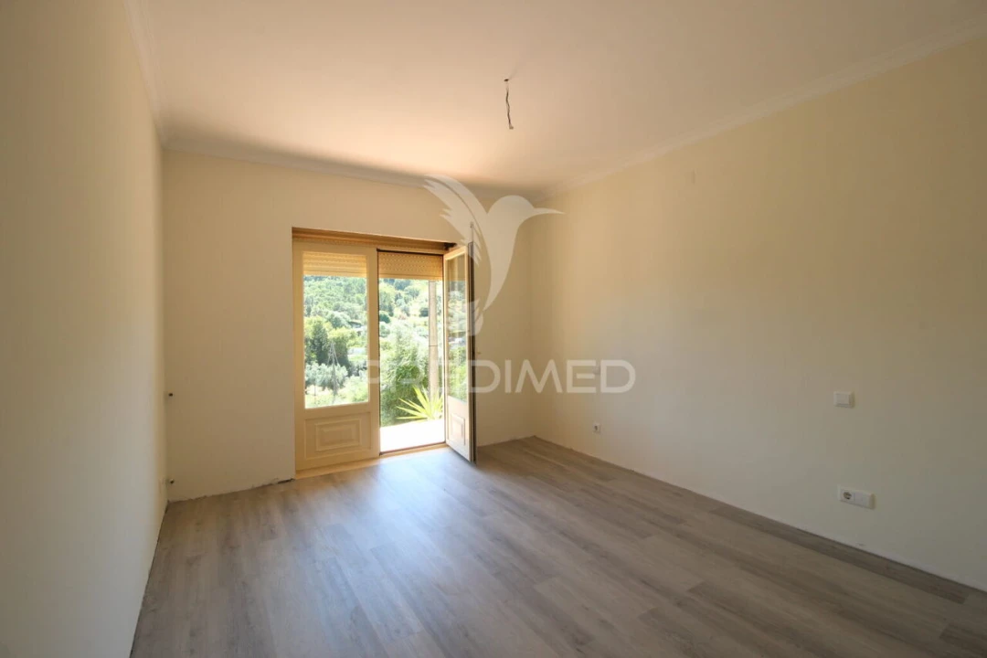 Moradia T5 para Venda em Nossa Senhora da Piedade Foto 5