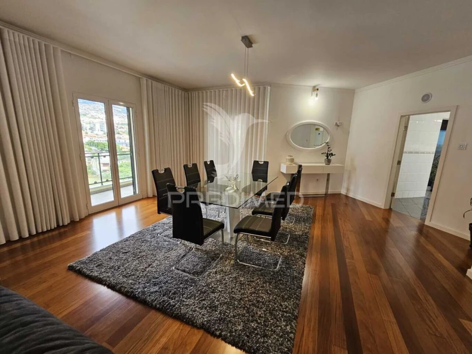 Apartamento T4 para Venda em São Martinho Foto 11