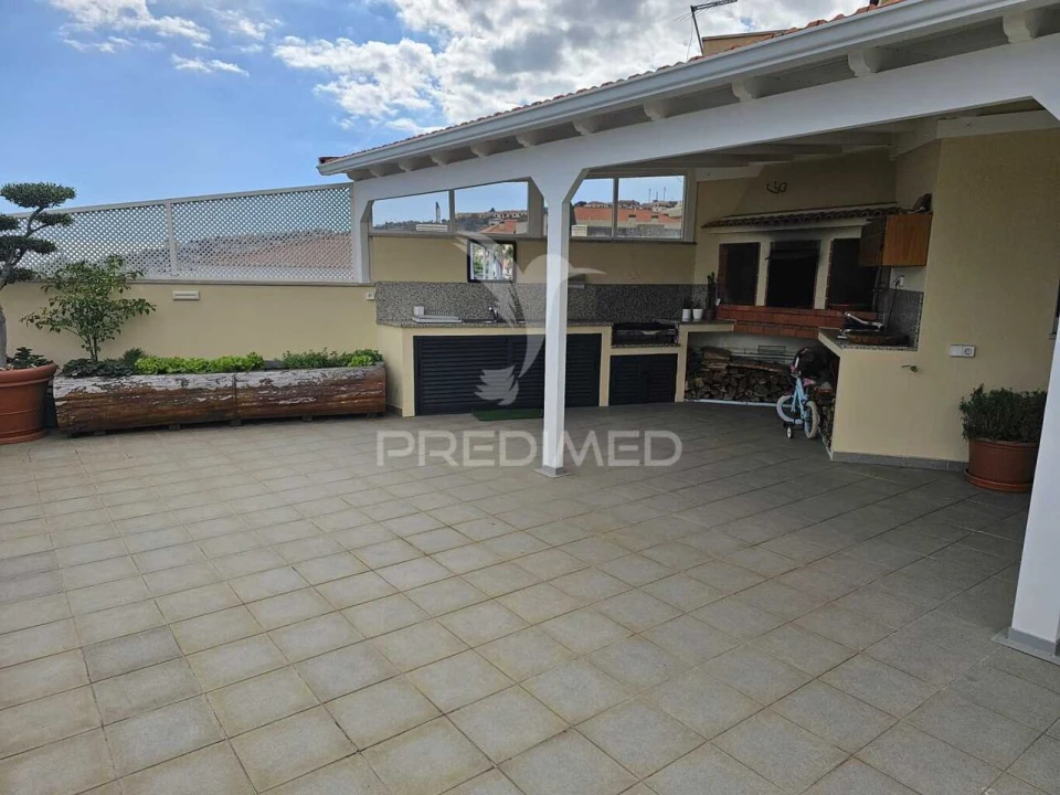 Apartamento T4 para Venda em São Martinho Foto 4