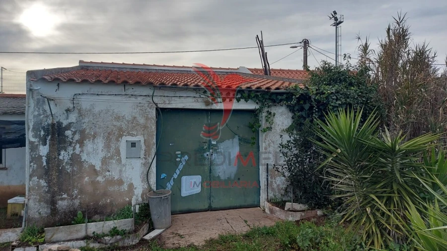 Armazém para Venda em Bensafrim e Barão de São João Foto 17