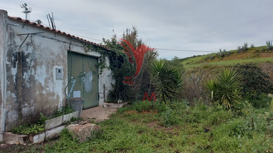 Armazém para Venda em Bensafrim e Barão de São João Foto 2