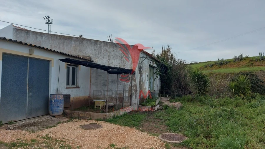 Armazém para Venda em Bensafrim e Barão de São João Foto 11