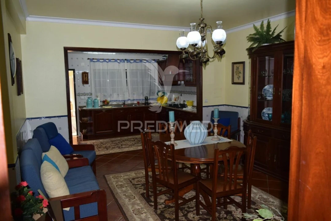 Moradia T4 para Venda em Salvaterra de Magos e Foros de Salvaterra Foto 9