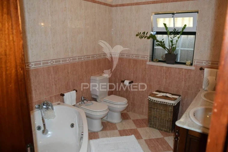 Moradia T4 para Venda em Salvaterra de Magos e Foros de Salvaterra Foto 25