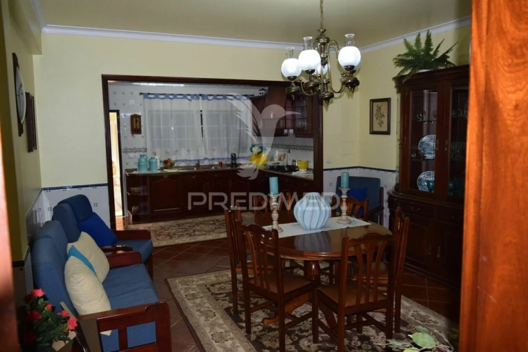 Moradia T4 para Venda em Salvaterra de Magos e Foros de Salvaterra Foto 9