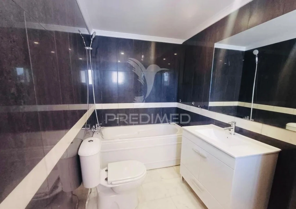 Moradia T4 para Venda em Sesimbra (Castelo) Foto 20