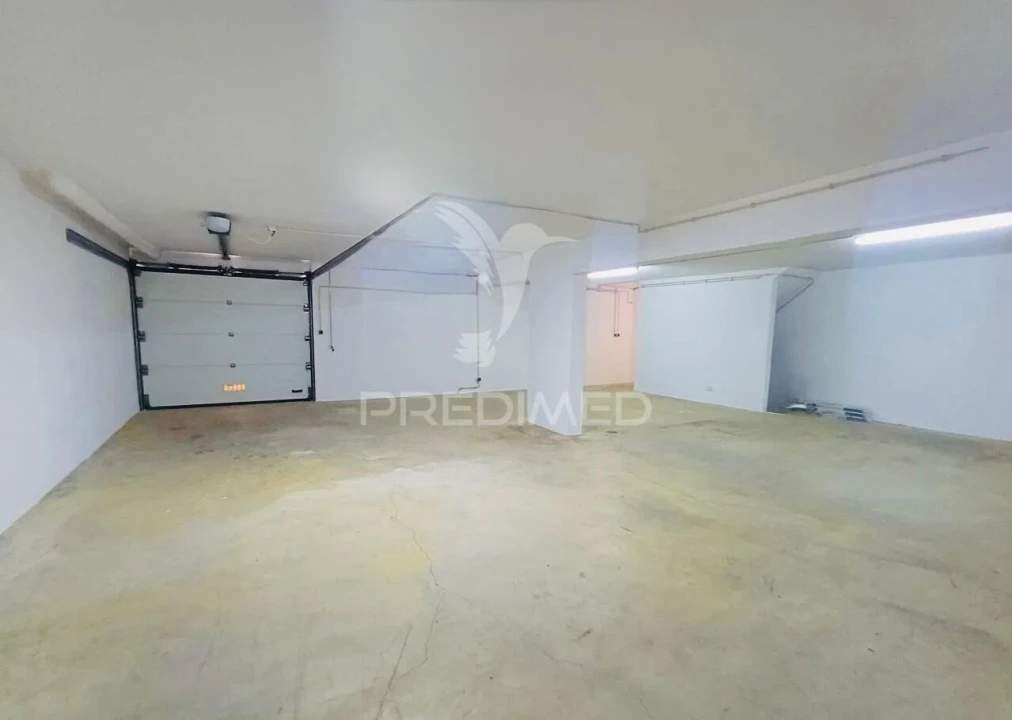 Moradia T4 para Venda em Sesimbra (Castelo) Foto 31