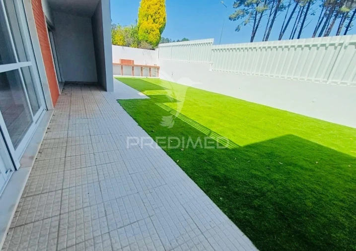 Moradia T4 para Venda em Sesimbra (Castelo) Foto 5