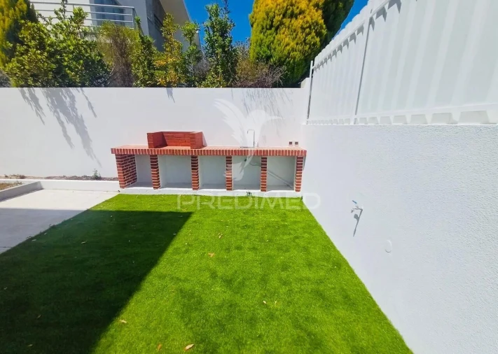 Moradia T4 para Venda em Sesimbra (Castelo) Foto 4