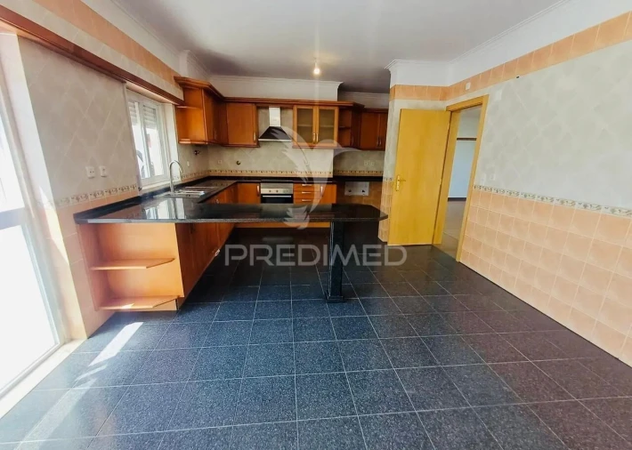 Moradia T4 para Venda em Sesimbra (Castelo) Foto 15