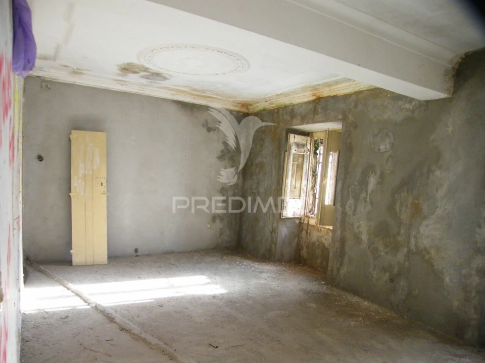 Moradia T2 para Venda em Espírito Santo, Nossa Senhora da Graça e São Simão Foto 8