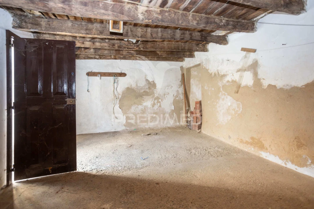 Moradia T4 para Venda em Torrão Foto 30