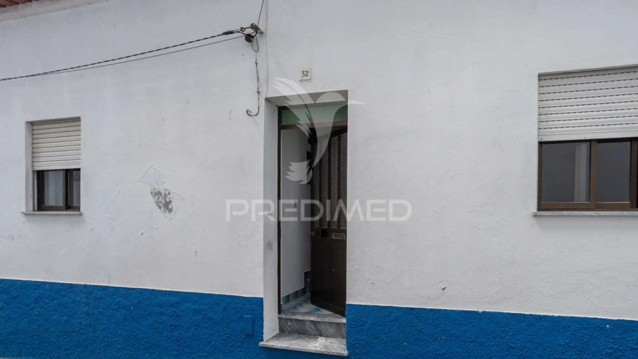 Moradia T4 para Venda em Torrão