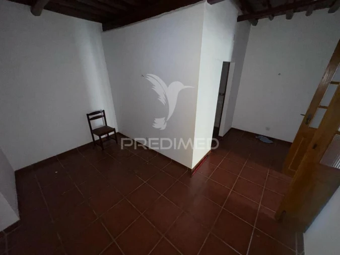 Moradia T3 para Venda em Fronteira Foto 4