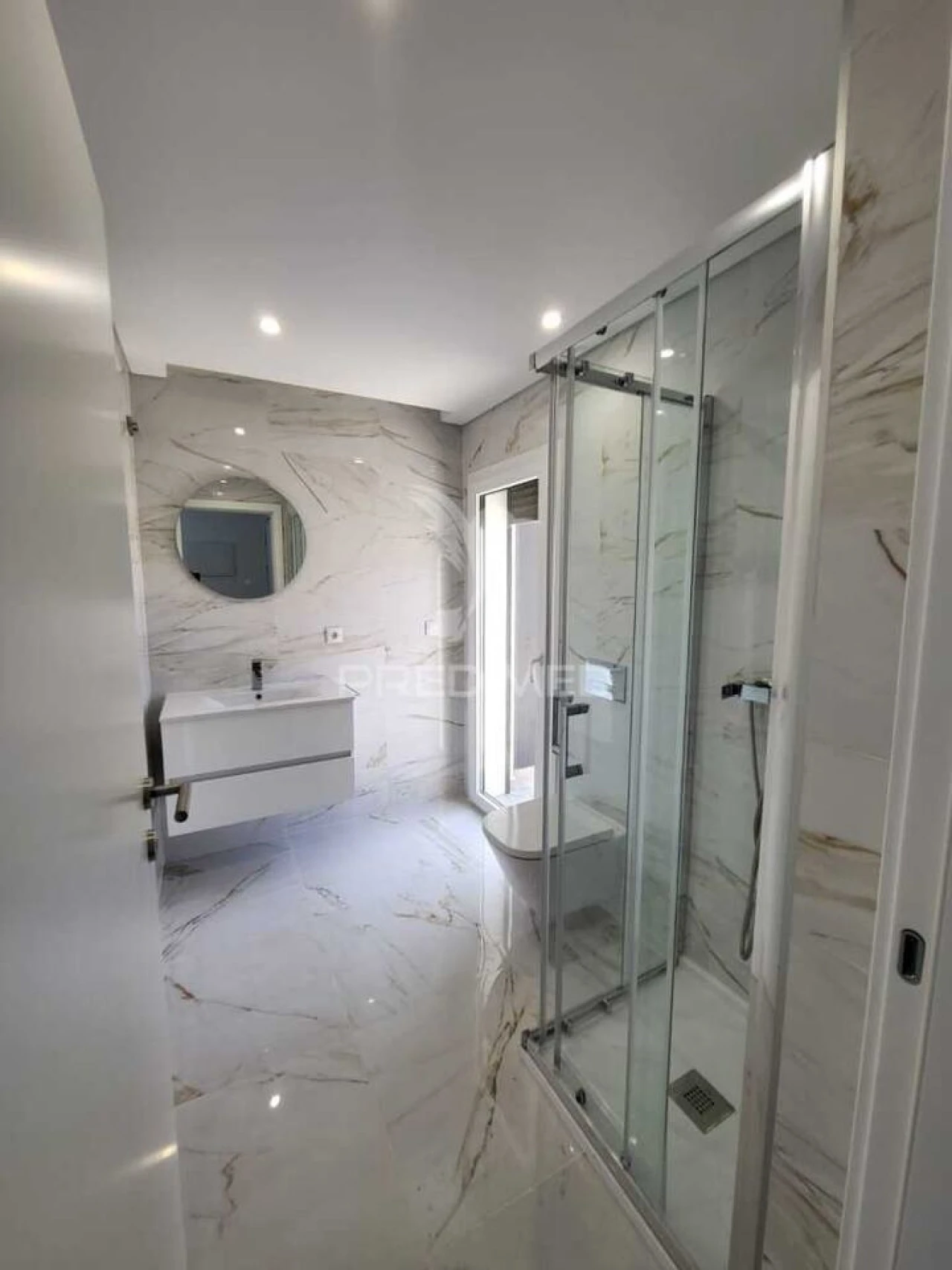 Moradia T4 para Venda em Corroios Foto 18