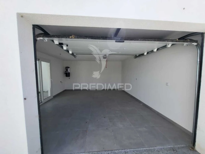 Moradia T4 para Venda em Corroios Foto 26