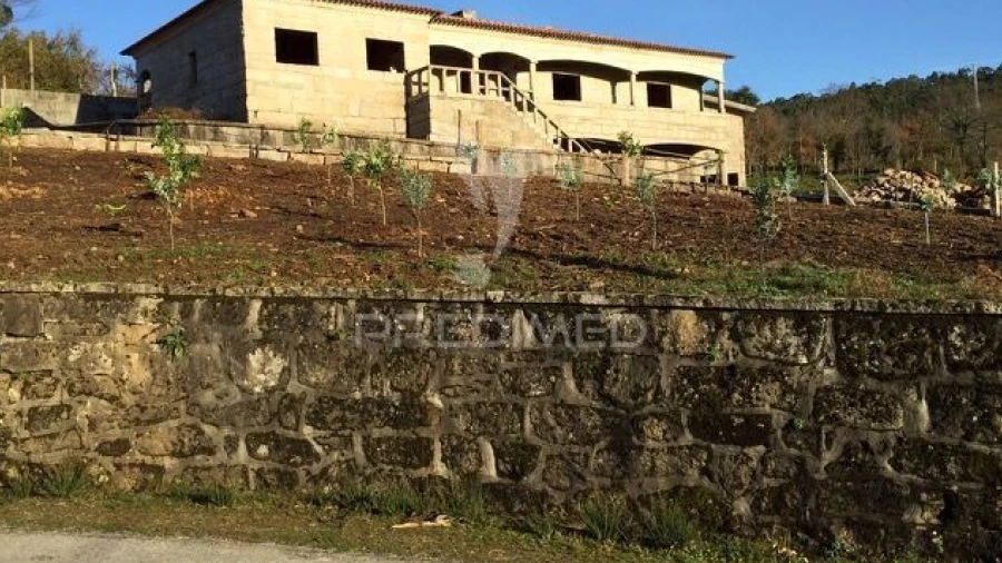 Quinta T4 para Venda em Alvarenga