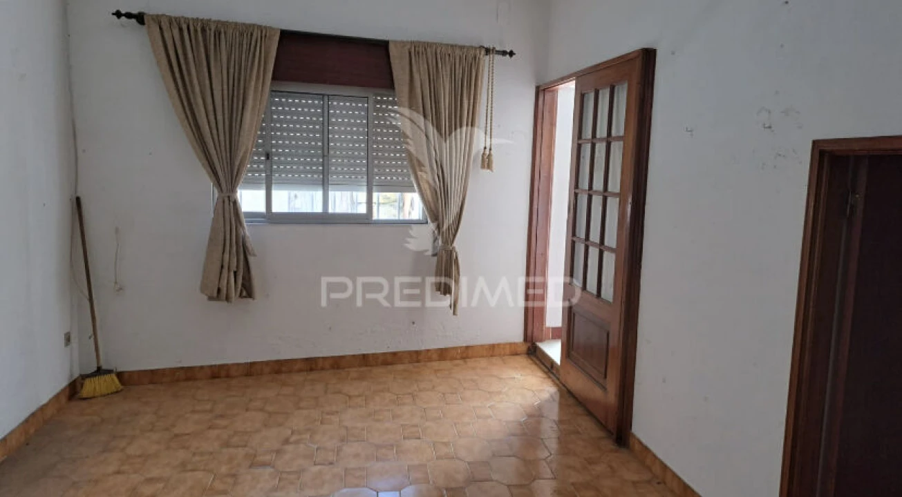 Moradia T3 para Venda em São Mamede de Ribatua Foto 6