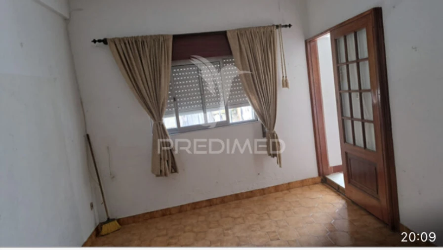 Moradia T3 para Venda em São Mamede de Ribatua Foto 9