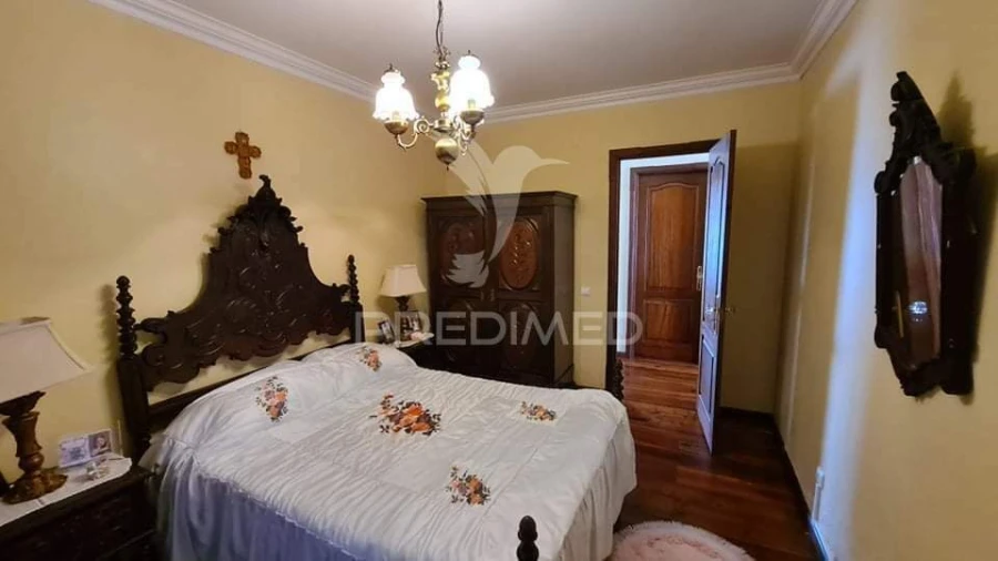 Moradia T4 para Venda em Porto Judeu Foto 30