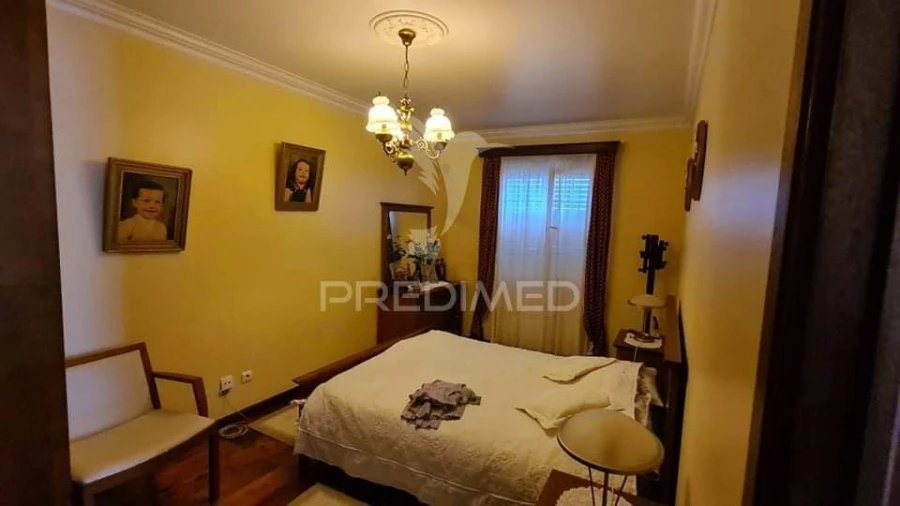 Moradia T4 para Venda em Porto Judeu Foto 17