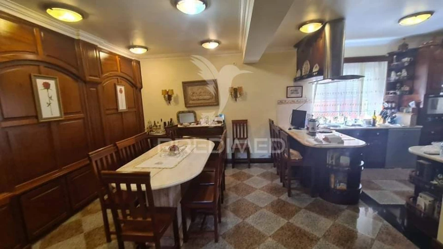 Moradia T4 para Venda em Porto Judeu Foto 34