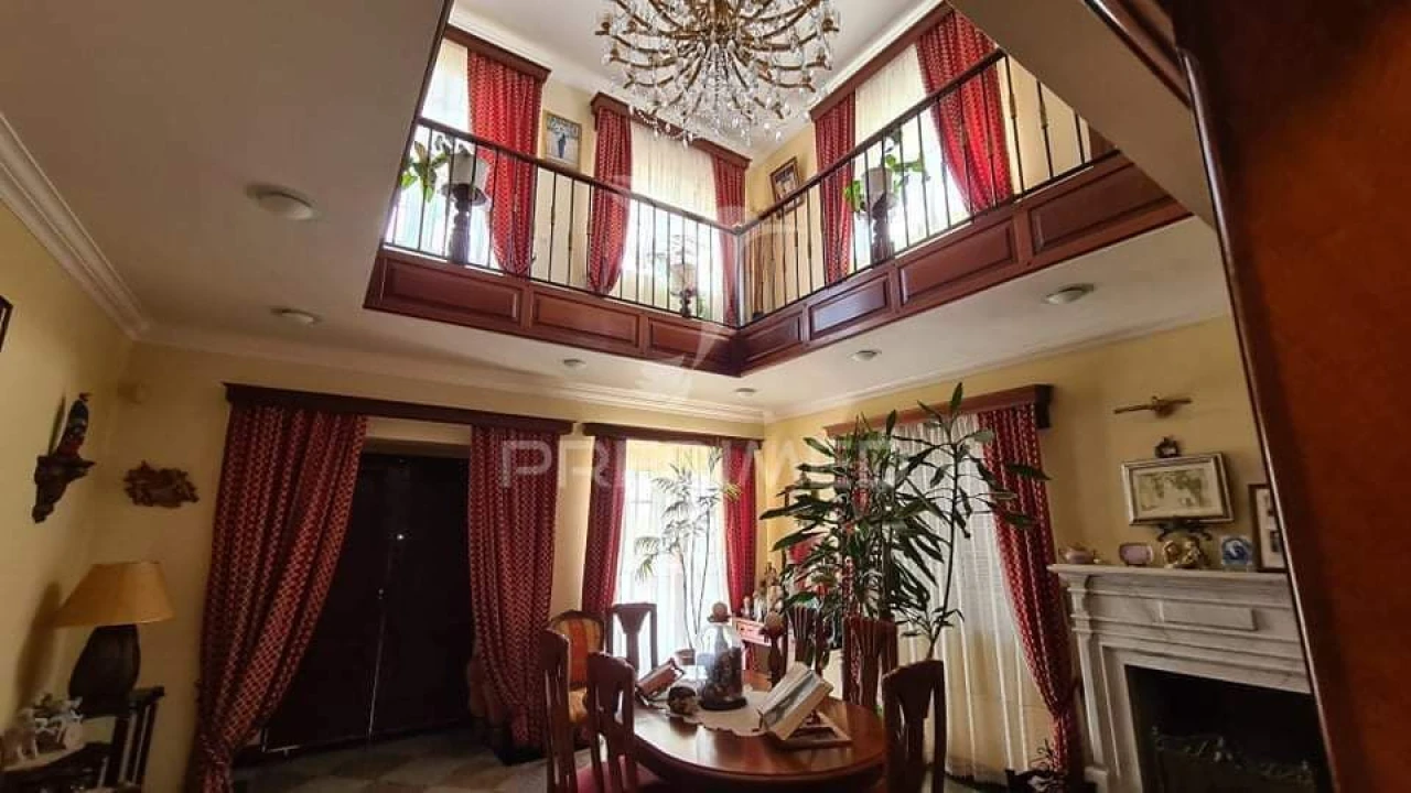 Moradia T4 para Venda em Porto Judeu Foto 23