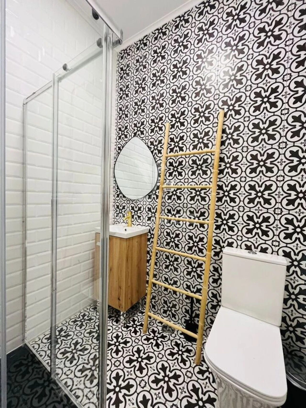 Moradia T8 para Venda em Costa da Caparica Foto 29