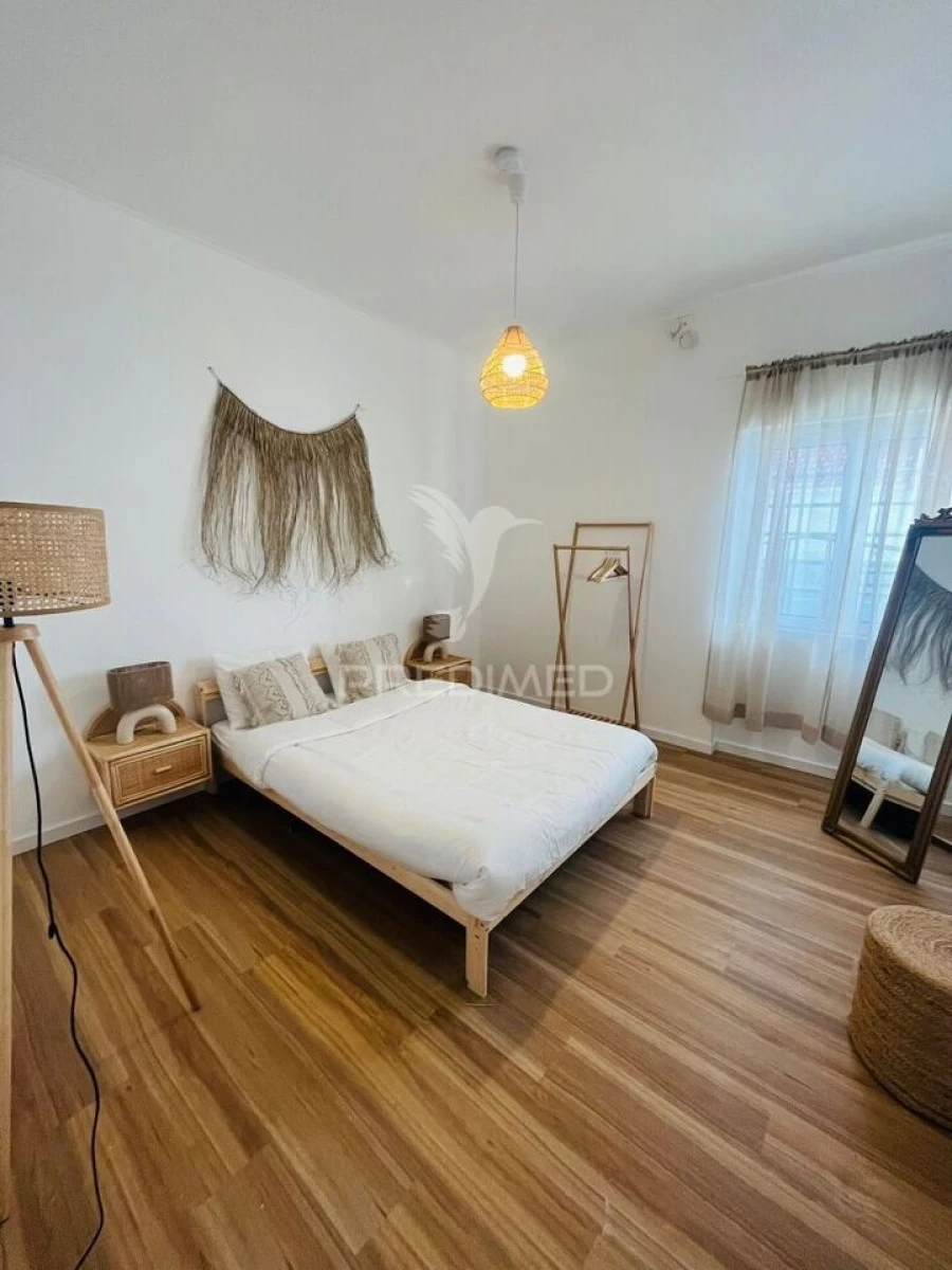 Moradia T8 para Venda em Costa da Caparica Foto 7