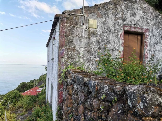 Moradia T2 para Venda em Calheta Foto 6