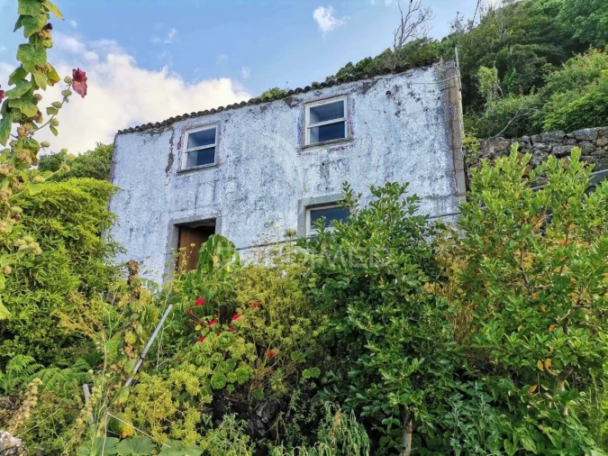 Moradia T2 para Venda em Calheta Foto 7