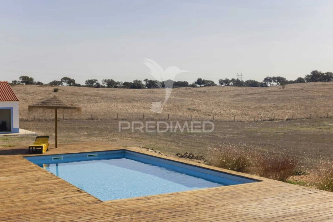 Moradia T5 para Venda em Ourique Foto 32