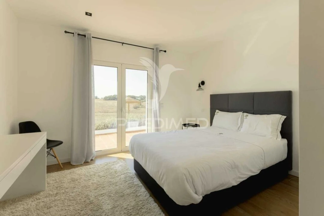 Moradia T5 para Venda em Ourique Foto 27